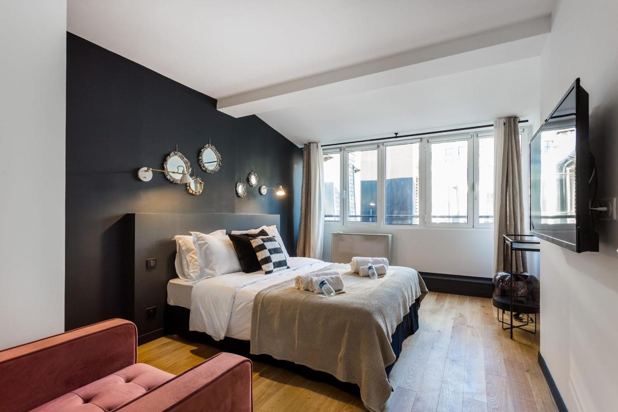 Elegance And Confort - 2Br-4P - Champs Elysees Paris Luaran gambar
